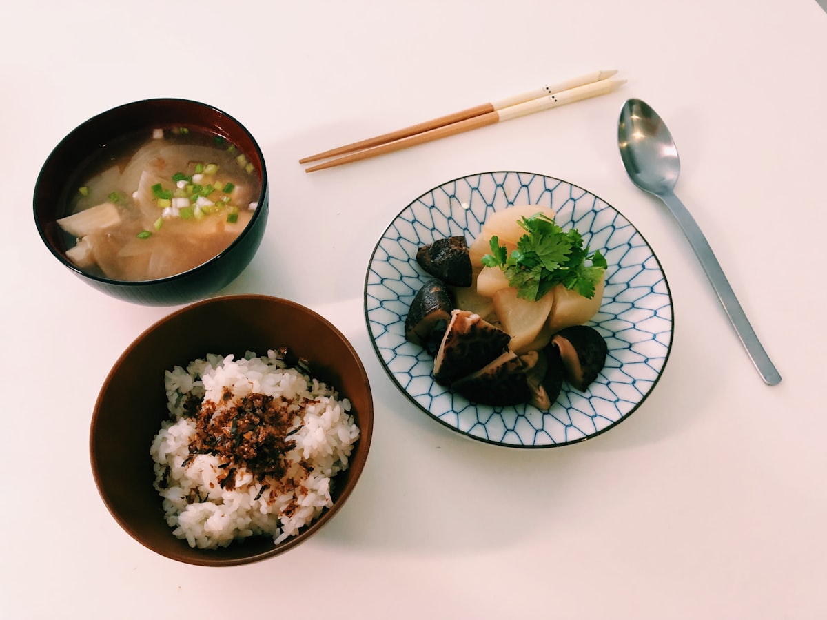日本の朝ごはん（試合当日の朝食イメージ）